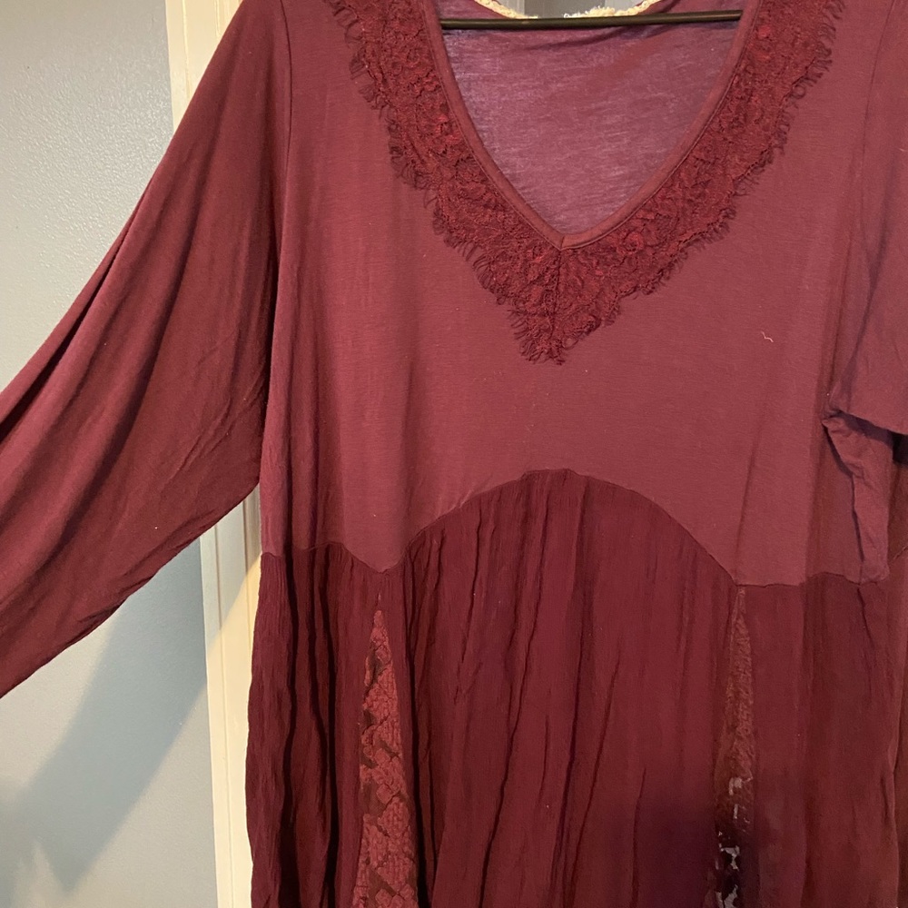 Gently used boutique top